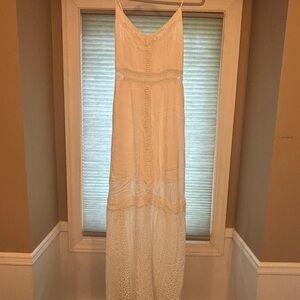 Elegant White Maxi Dress